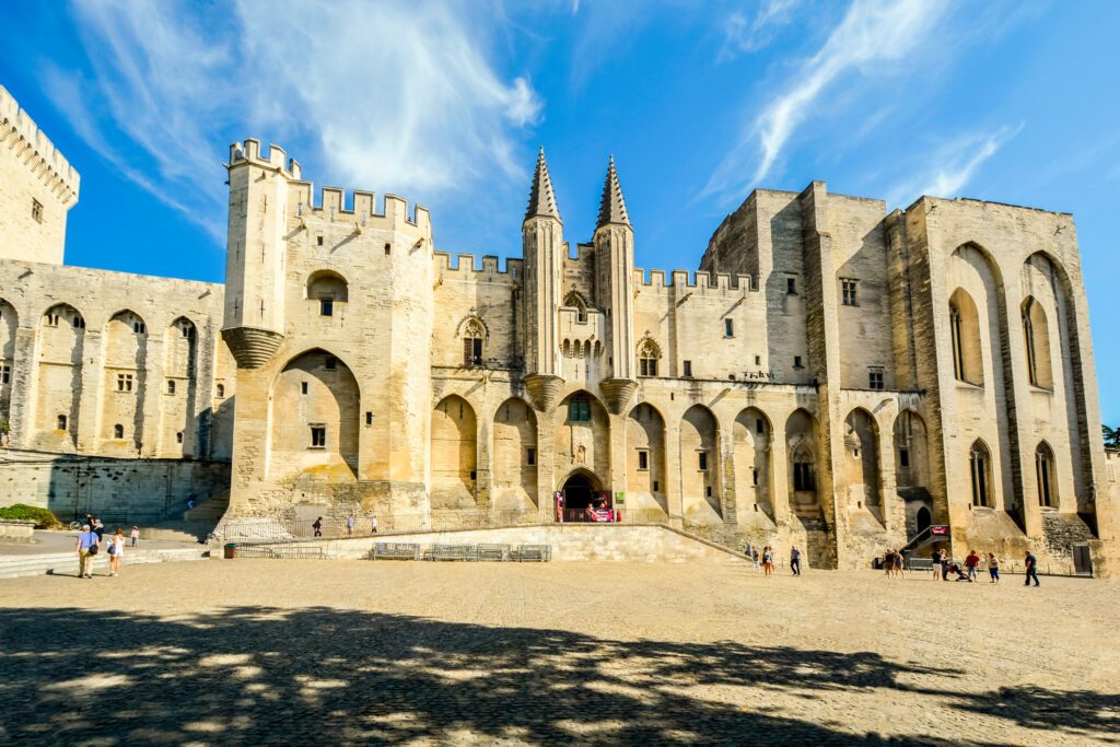 Der Place du Palais, Avignon