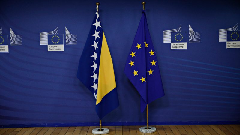 Die Europäische Kommission empfiehlt die Aufnahme von Beitrittsverhandlungen mit der Ukraine und Moldawien