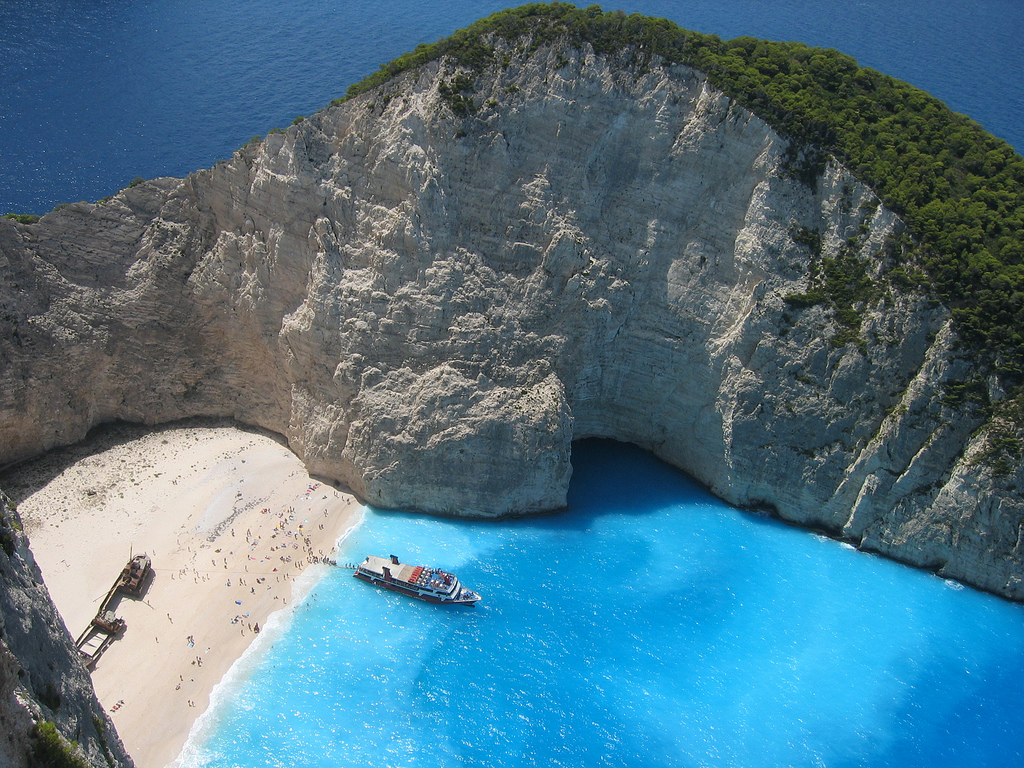 Die 10 schönsten Fotos von Navagio Beach, dem Strand der Schiffbrüchigen in Griechenland